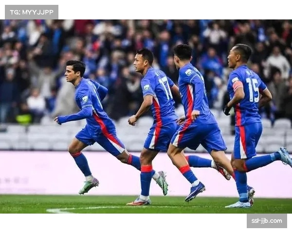 盖伊拉唐首轮双双梅开二度，申花锋线组合威力初显